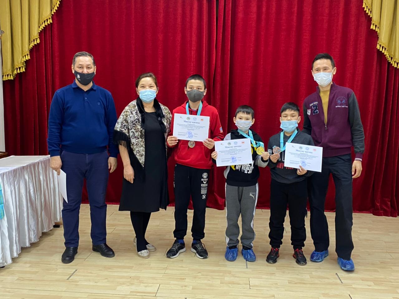 М.Мақатаевтың 90 жылдық мерейтойына орай Алматы қаласы мектеп оқушылар арасындағы 7 оқушылар үйінің ашық турнирінде 5-6 сыныптар арасында Алматы қалас