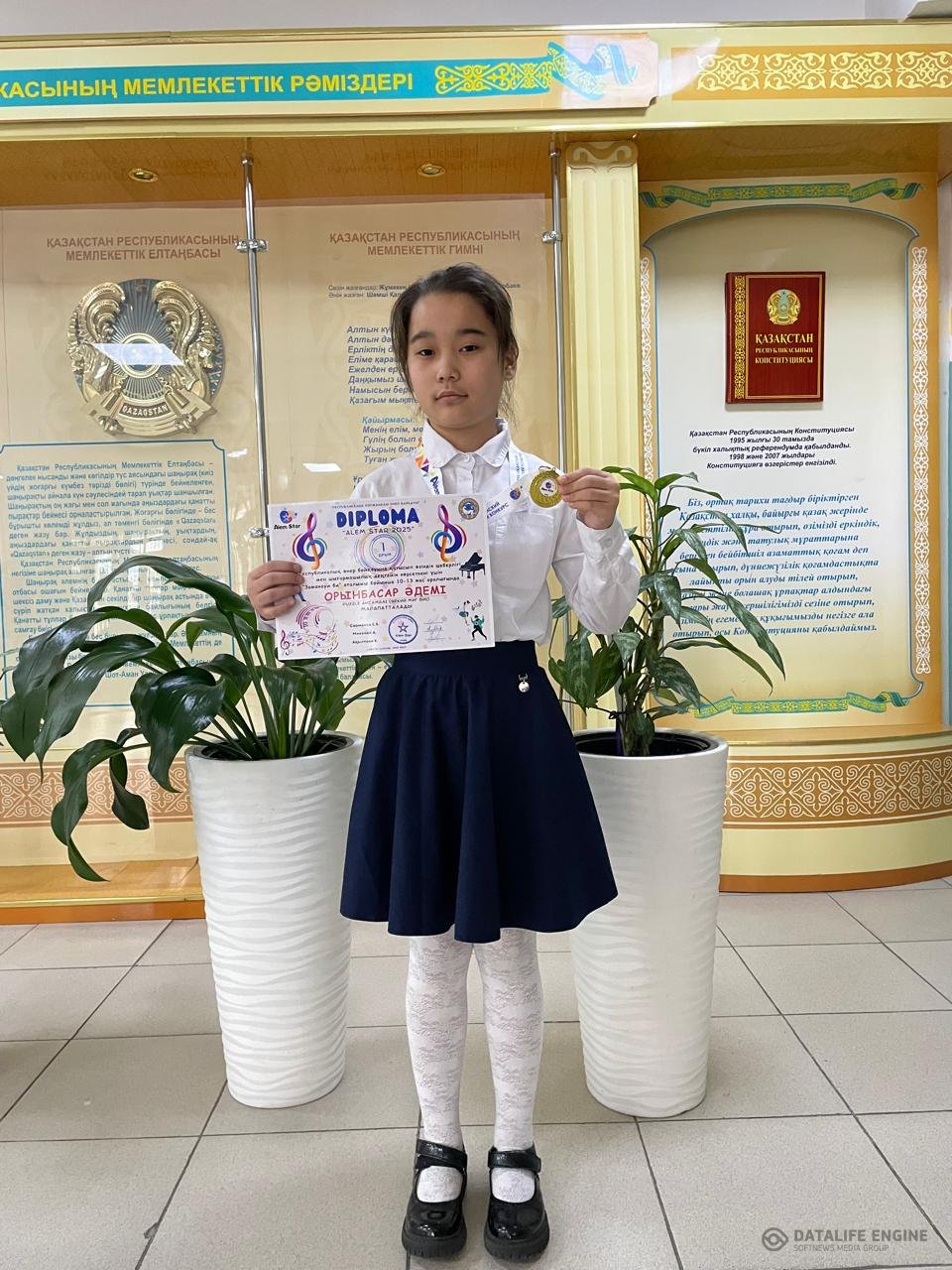 “ALEM STAR  2025” Республикалық өнер байқауына 4”А” сынып оқушысы Орынбасар Адемі қатысып, өзіндік шеберлігі мен шығармашылық деңгейін көрсеткені үшін