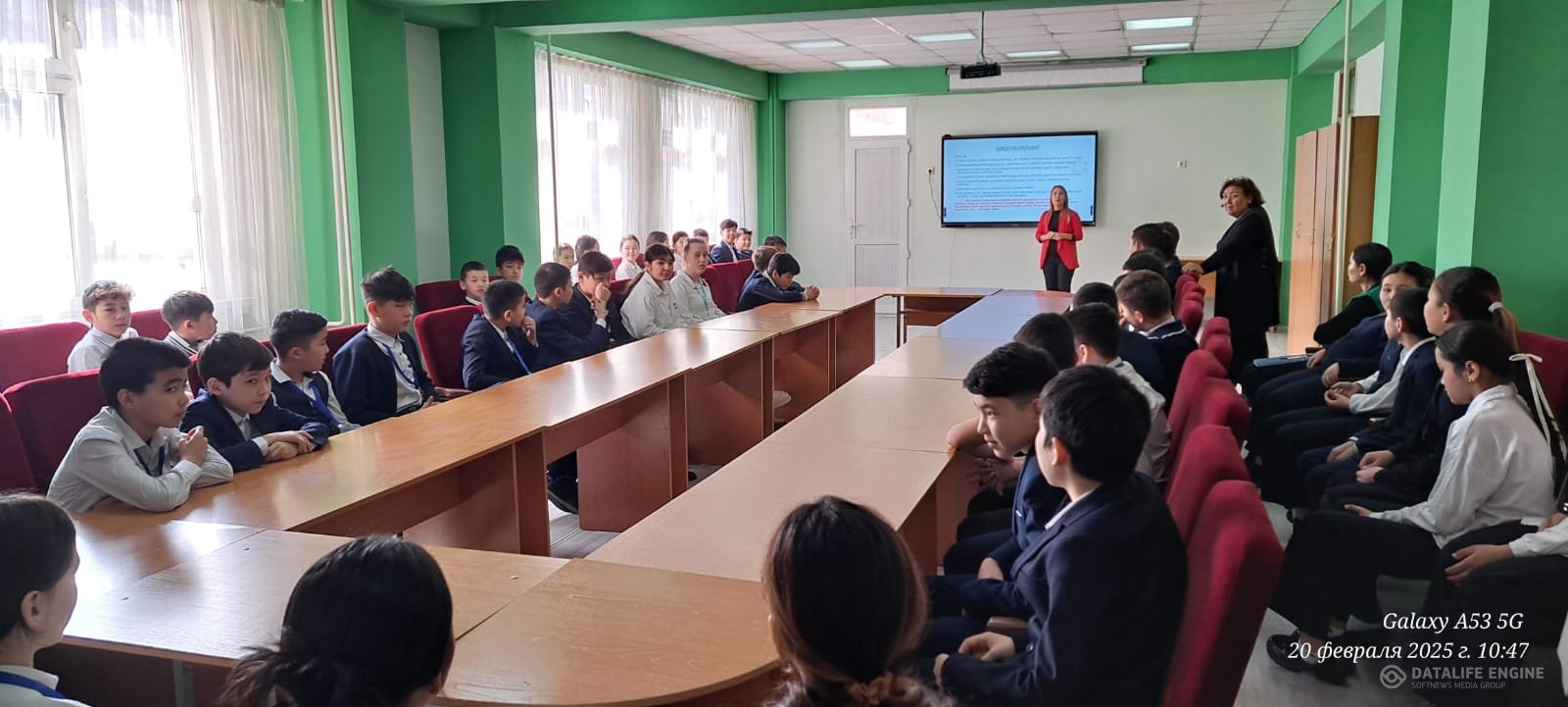 Алматы қаласы Түрксіб ауданы №84 ЖББМ "Үнемді тұтыну" бойынша "сен дұрыс тамақтанасыңба" тақырыбындағы сынып сағаты.