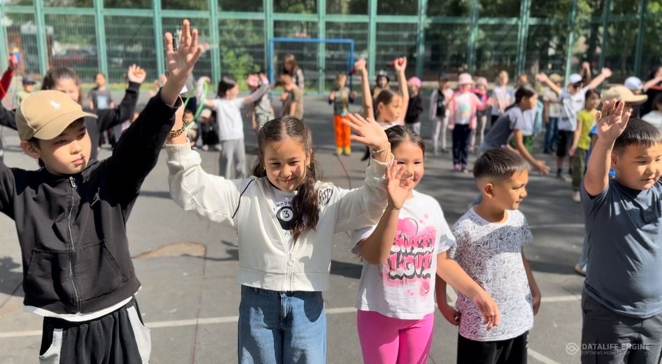 "Әрқашан күн сөнбесін" 1 маусым балаларды қорғау күніне арналған флешмоб